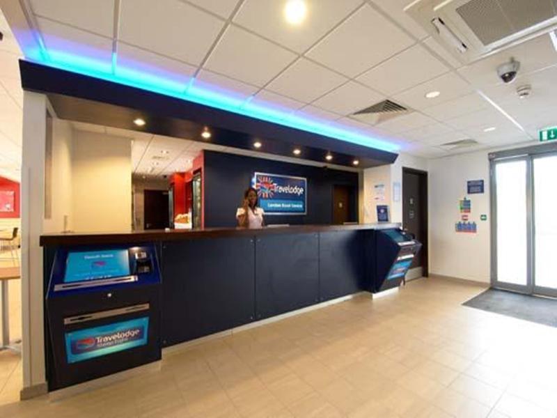 Travelodge Excel Londen Buitenkant foto